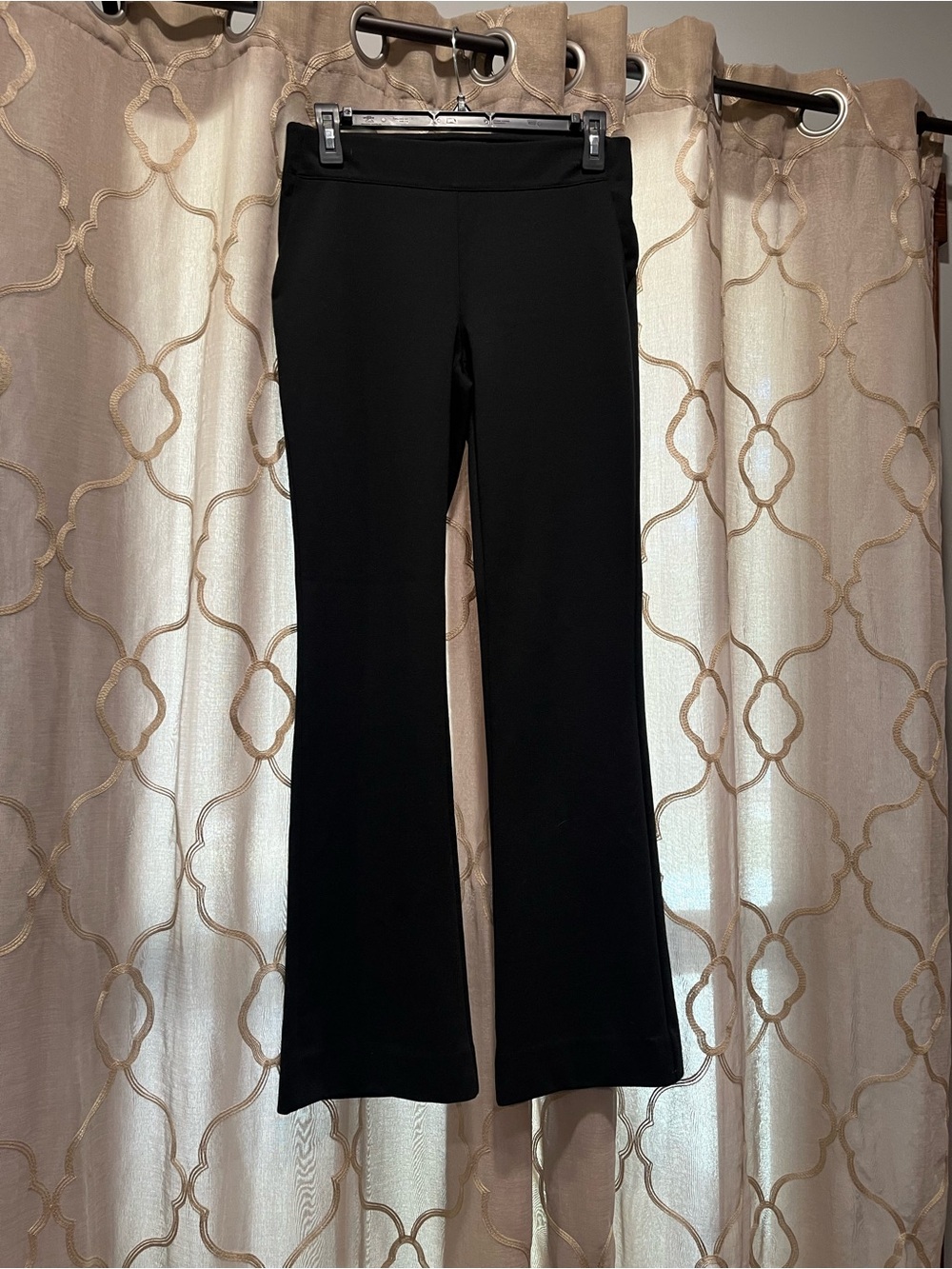 Vera Wang Black Bootcut Stretch Pants